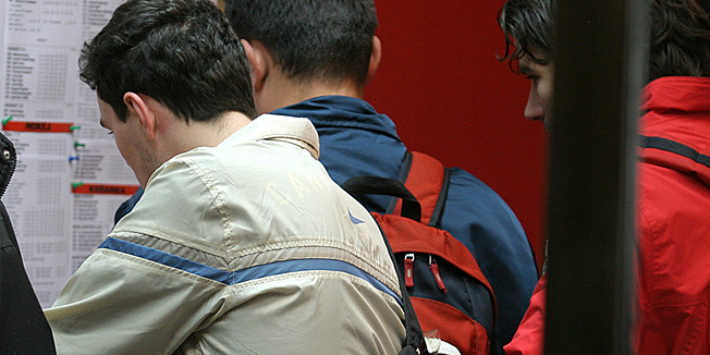 zagreb161106ilustracija kladionice,kladjenjesnimio igor sambolec-mag-