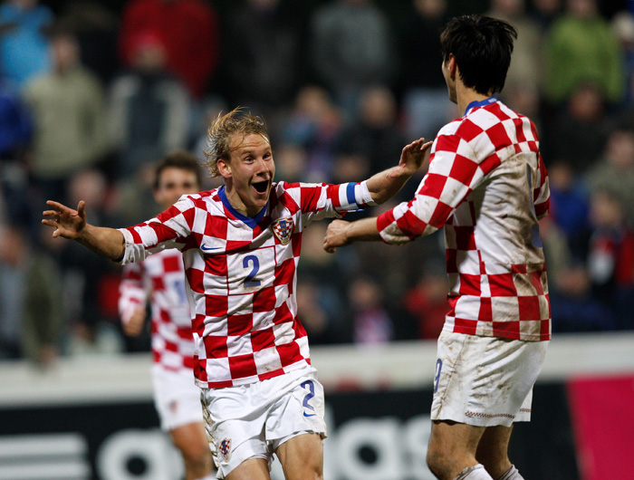 Slovacka, Zlate Moravce, 181109.Kvalifikacijska utakmica Hrvatske U-21 nogometne reprezentacije za Europsko prvenstvo.Na fotografiji: Domagoj Vida i Nikola Kalinic slave drugi gol za Hrvatsku.Foto: Ronald Gorsic / CROPIX