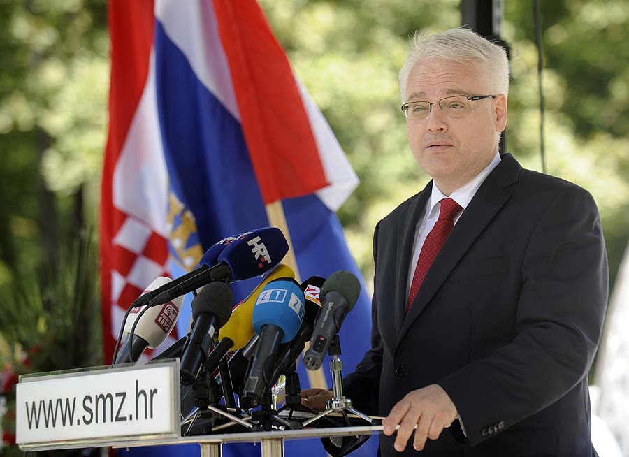 Zagreb, 220611.Dan obiljezavanja Antifasisticke borbe u sumi Brezovica pored Siska gdje je prvi partizanski odred pokrenuo ustanak u II. svjetskom ratu 1941. godine.Na slici: Ivo Josipovic predsjednik Republike Hrvatske drzi govor.Foto: Drago Sopta / CROPIX