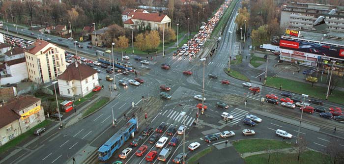 zagreb 281103prometna guzva krizanje vukovarske i drzicevefoto jurica galoic-zag-vukovarska, drziceva