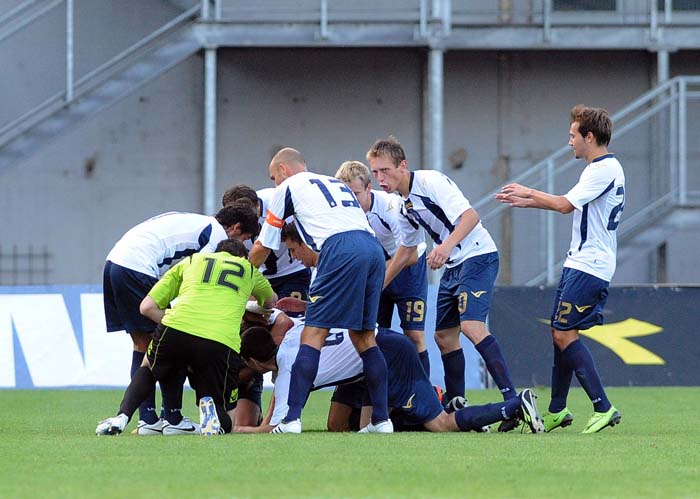 Zagreb, 070810.Stadion Maksimir. 1. HNL, 3. kolo, seniori, susret ekipa NK Lokomotiva i NK Istra 1961.Na slici: slavlje Lokomotive na gol Domagoja Antolica.Foto: Damir Krajac / CROPIX