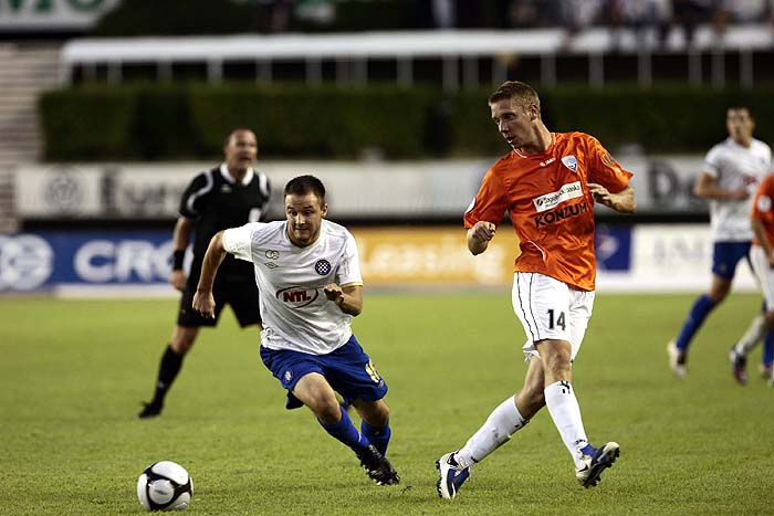 Split 080810.Stadion NK Hajduka u Poljudu 3. kolo HNL-a utakmica : NK Hajduk -  NK SibenikNa fotografiji : Goran Jozinovic i Stipe Bacelic GrgicFoto: Vladimir Dugandzic / CROPIX            