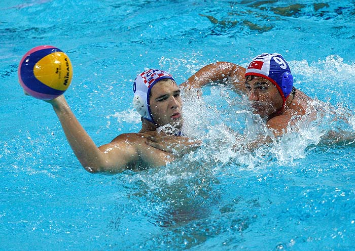 Zagreb, 300810.Bazen M;ladosti na Savi.29. Europsko prvenstvo u vaterpolu, utakmica 2.kola,Hrvatska - TurskaNa fotografiji: Petar Muslim Yigithal Hantan.Foto: Ronald Gorsic / CROPIX