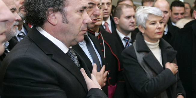 Split, 141209.Danas je svecano otvoreno novo rodiliste u Splitu. Rodiliste je otvorila premijerka Jadranka Kosor. Na slici: gradonacelnik Zeljko Kerum, ravnatelj KBC-a Dujomir Marasovic, premijerka Jadranka Kosor.Foto: Jakov Prkic / CROPIX