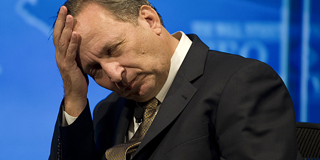 (FILES): This November 17, 2008 file photo shows former US Treasury secretary and preident-elect Barack Obama advisor Larry Summers listening during a gathering of corporate CEOs at an economic conference sponsored by The Wall Street Journal at the Four Seasons Hotel in Washington, DC.  A top economic advisor to President Obama, Summers is to leave the administration at the end of the year, officials said September 21, 2010, in the third such departure in three months. The announcement by Summers follows close on the heels of the resignations of Christina Romer, chair of the White House Council of Economic Advisors, and budget director Peter Orszag.  The shakeup at the top of the economic team comes amid news that the recession ended last year even if the world's biggest economy continues to struggle with high unemployment and sluggish growth. Critics of Obama's economic policy have focused some of their energy on Summers, and House Minority Leader John Boehner had called on Obama to fire him.       AFP PHOTO/Paul J. Richards