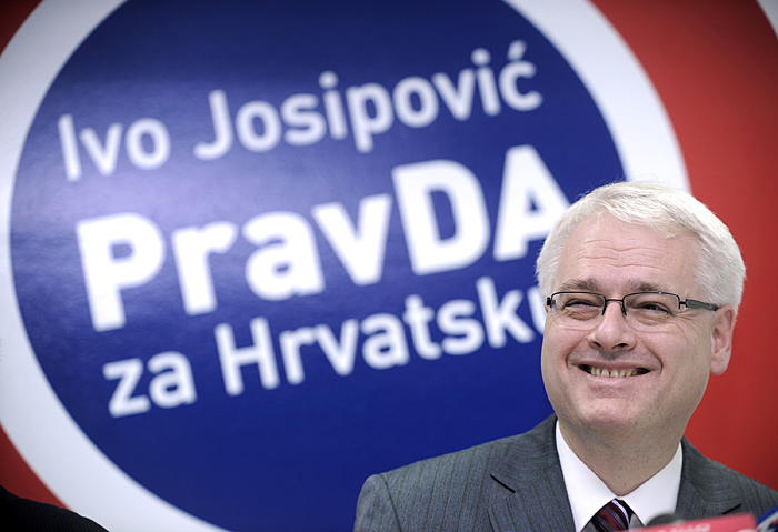Zagreb, 070110.Ivo Josipovic odrzao je zavrsnu konferenciju za novinare u 12 sati, u izbornom stozeru na Iblerov trgu 10.Foto: Vjekoslav Skledar / CROPIX