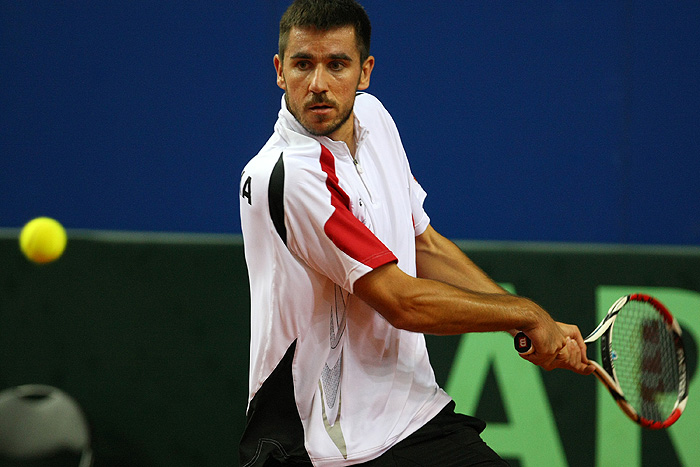 Porec, 200909.Davis cup, polufinale izmedju reprezentacija Hrvatske i Ceske igra se od 18. do 20. 09.2009. u poreckoj dvorani Zatika. Mec izmedju Roka Karanusica i Jana Hajeka. Na slici je Roko Karanusic.Foto: Goran Sebelic / CROPIX                            