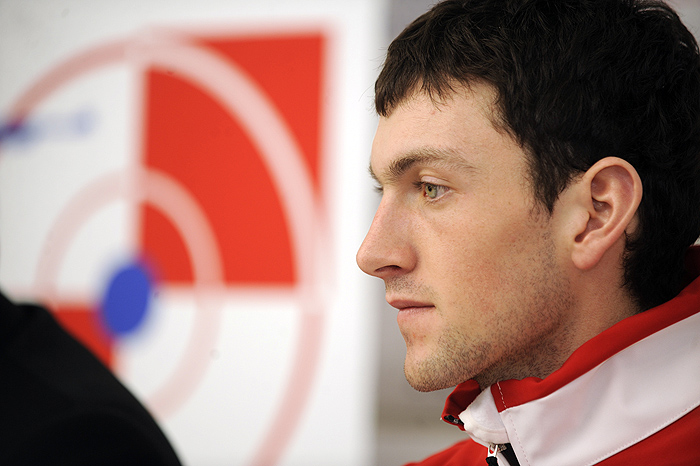 Zagreb, 250209.Prostorije HOO-a na 1. katu Doma Sportova.Konferencija za novinare HOO-a povodom nedavnog uspjeha hrvatskog biatlonca Jakova Faka na Svjetskom prvenstvu u Koreji.Na slici: Jakov Fak osvajac bronce na 20 km.Foto: Drago Sopta / CROPIX