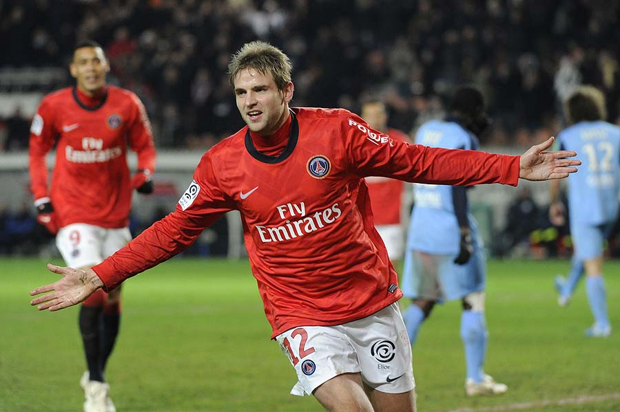 Paris Saint-Germain's midfielder Mathieu Bodmer celebrates after scoring a goal during the French L1 football match PSG versus Brest on December 5, 2010 at the Parc des Princes stadium in Paris. AFP PHOTO / BERTRAND GUAY