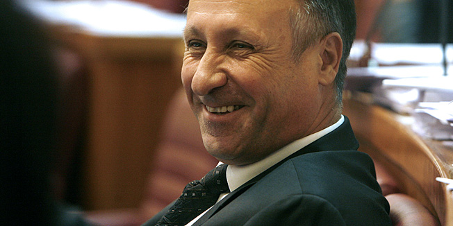 Zagreb, 081210.Hrvatski sabor, Trg sv. Marka 6.20. sjednica hrvatskog sabora. Rasprava o sudjelovanju pripadnika hratske vojske u mirovnoj operaciji u Afganistanu.Na slici: bivsi ministar obrane RH Berislav Roncevic.Foto: Damjan Tadic / CROPIX