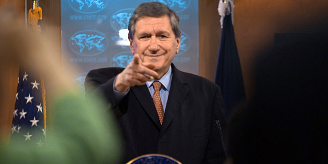(FILES): This November 23, 2009 file photo shows US special envoy for Afghanistan and Pakistan Richard Holbrooke during a press conference at the US State Department in Washington, DC. The critically ill veteran diplomat Holbrooke, 69, who had undergone many hours of surgery for a torn aorta, died December 13, 2010. After a career spanning nearly 50 years at the pinnacle of US diplomacy, Holbrooke fell ill on December 10, 2010 during a meeting at the State Department.         AFP PHOTO / Files / Nicholas KAMM