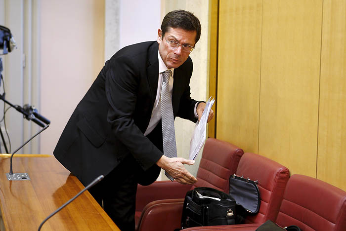 Zagreb, 110309.Sabor, Markov trg.Nastavak redovite sjednice Sabora poceo je aktualnim satom.Ivan Simonovic ministar pravosudja.Foto: Goran Mehkek / CROPIX