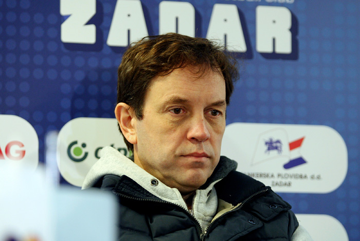 Zadar, 210110.Dvorana Kresimira Cosica.Konferencija za medije na kojoj je direktor kluba Zdenko Micic predstavio novog trenera Danijela Jusupa.Na slici: Danijel Jusup.Foto: Vladimir Ivanov / CROPIX