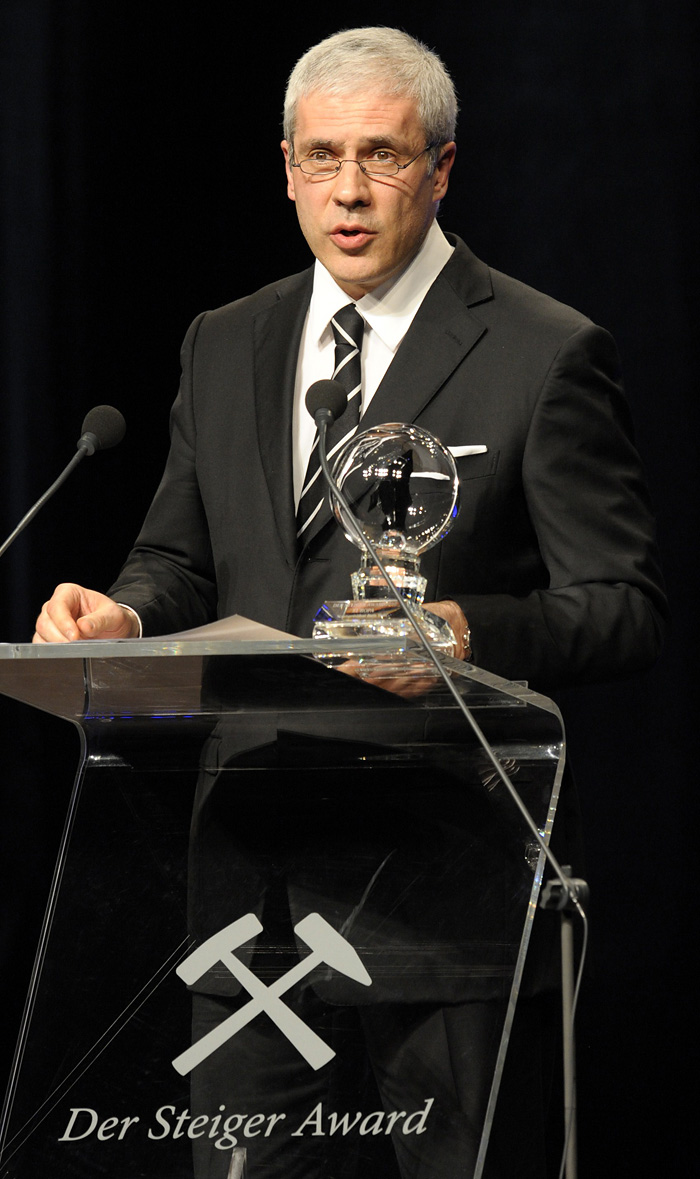 Serbian President Boris Tadic delivers a speech after he was offered the Steiger Award 2010 on March 13, 2010 in Bochum, western Germany. The prize is given yearly since 2005 in different categories to personalities of the public life for their outstanding contribution to tolerance, charity, music, film, media, sports, environment and the growing together of the European Union.   AFP PHOTO  DDP/ JENS SCHLUETER   GERMANY OUT