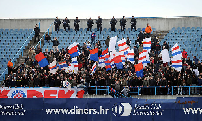 Zagreb, 200310.Stadion Maksimir, 1. HNL, 21. kolo, seniori, susret ekipa NK Lokomotiva i NK Hajduk Split.Na slici: Torcida .Foto: Damir Krajac / CROPIX