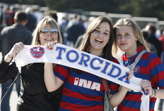 Split, 070410.Stadion Poljud.Uzvratna polufinalna nogometna utakmica Hrvatskog kupa izmedju Hajduka i Dinama.Na fotografiji: navijaci Torcida.Foto: Duje Klaric / CROPIX