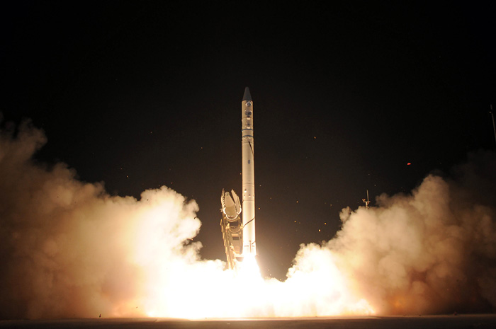 A handout picture released by the Israeli Aircraft Industry shows the launching of the Ofek-9 (Horizon-9) spy satellite from a base in southern Israel on June 22, 2010. AFP PHOTO/ISRAELI AIRCRAFT INDUSTRY/HO  ++RESTRICTED TO EDITORIAL USE++