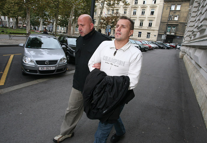 Arhivska fotografija: Županijski sud u Zagrebu. Oliver Knezović predao se Hrvatskoj policiji.