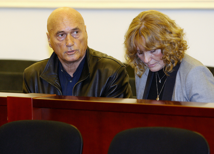 Zagreb, 261009.Zupanijski sud u Zagrebu, Trg Nikole Subica Zrinskog 5.Nastavak sudjenja Mladenu Slogaru zbog ubojstva Ivane Hodak na kojem svjedoce roditelji Zvonimir i Ljerka Mintas Hodak.Na fotografiji: supruznici Hodak.Foto: Ronald Gorsic / CROPIX