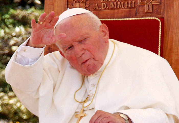 zadar, 090603forum, sv. donatdocek svetog oca papa ivan pavao drugi pozdravlja vjernikefoto: srdan vrancic-desk-