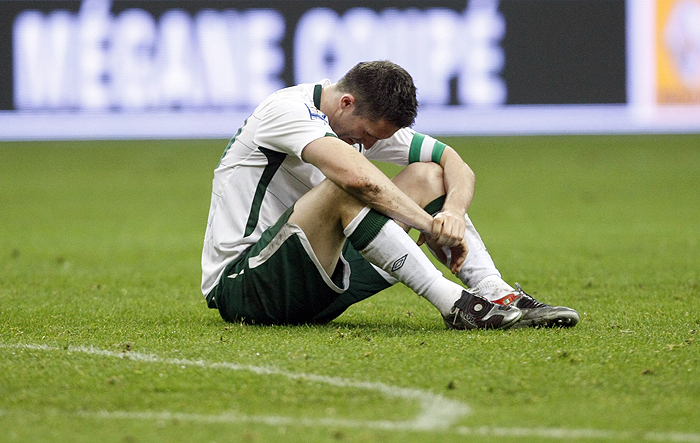 Republic of Ireland's captain Robbie Keane reacts after their World Cup qualifying playoff second leg soccer match at Stade de France, in Saint Denis, north outskirts of Paris, Wednesday Nov. 18, 2009. (AP Photo/Francois Mori)