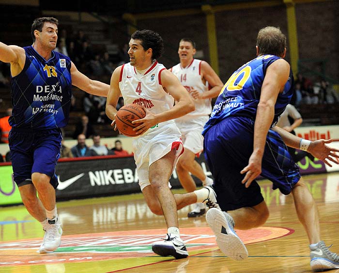 Zagreb, 081209.Dvorana Sutinska Vrela, FIBA Eurochallenge kup, 3. kolo, susret ekipa KK Cedevita Zagreb i Dexia Mons Belgija.Na slici: Srdjan Subotic.Foto: Damir Krajac / CROPIX