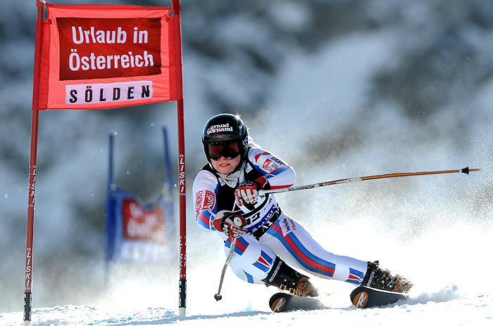 France's Tessa Worley competes in the women's giant slalom during Alpine skiing FIS World cup at Rettenbach glacier in Soelden on  October 24, 2009.Finland's Tanja Poitiainen won ahead of Austria's Kathrin Zettel and Italy's Denise Karbon.Worley finished 13th. AFP PHOTO/JOE KLAMAR