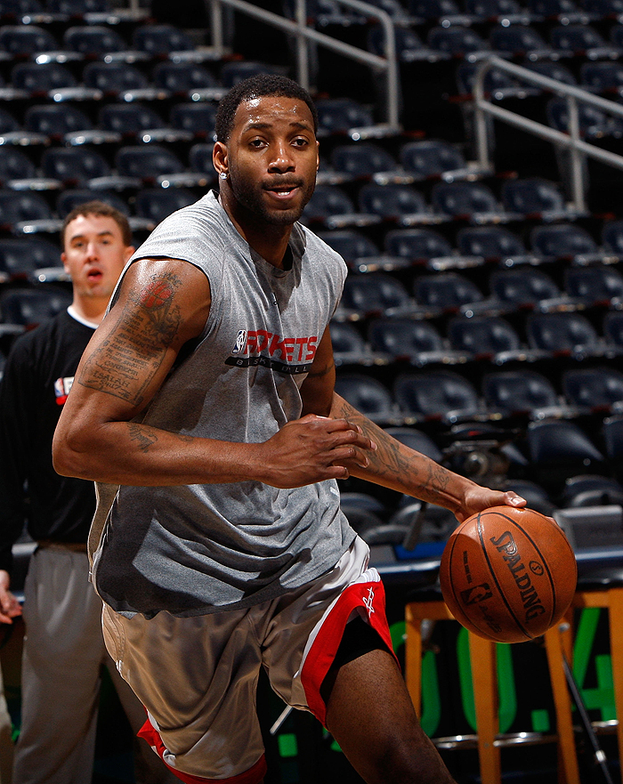 ATLANTA - NOVEMBER 20: Tracy McGrady #3 of the Houston Rockets warms up before the game against the Atlanta Hawks at Philips Arena on November 20, 2009 in Atlanta, Georgia. NOTE TO USER: User expressly acknowledges and agrees that, by downloading and/or using this Photograph, User is consenting to the terms and conditions of the Getty Images License Agreement.   Kevin C. Cox/Getty Images/AFP== FOR NEWSPAPERS, INTERNET, TELCOS & TELEVISION USE ONLY ==