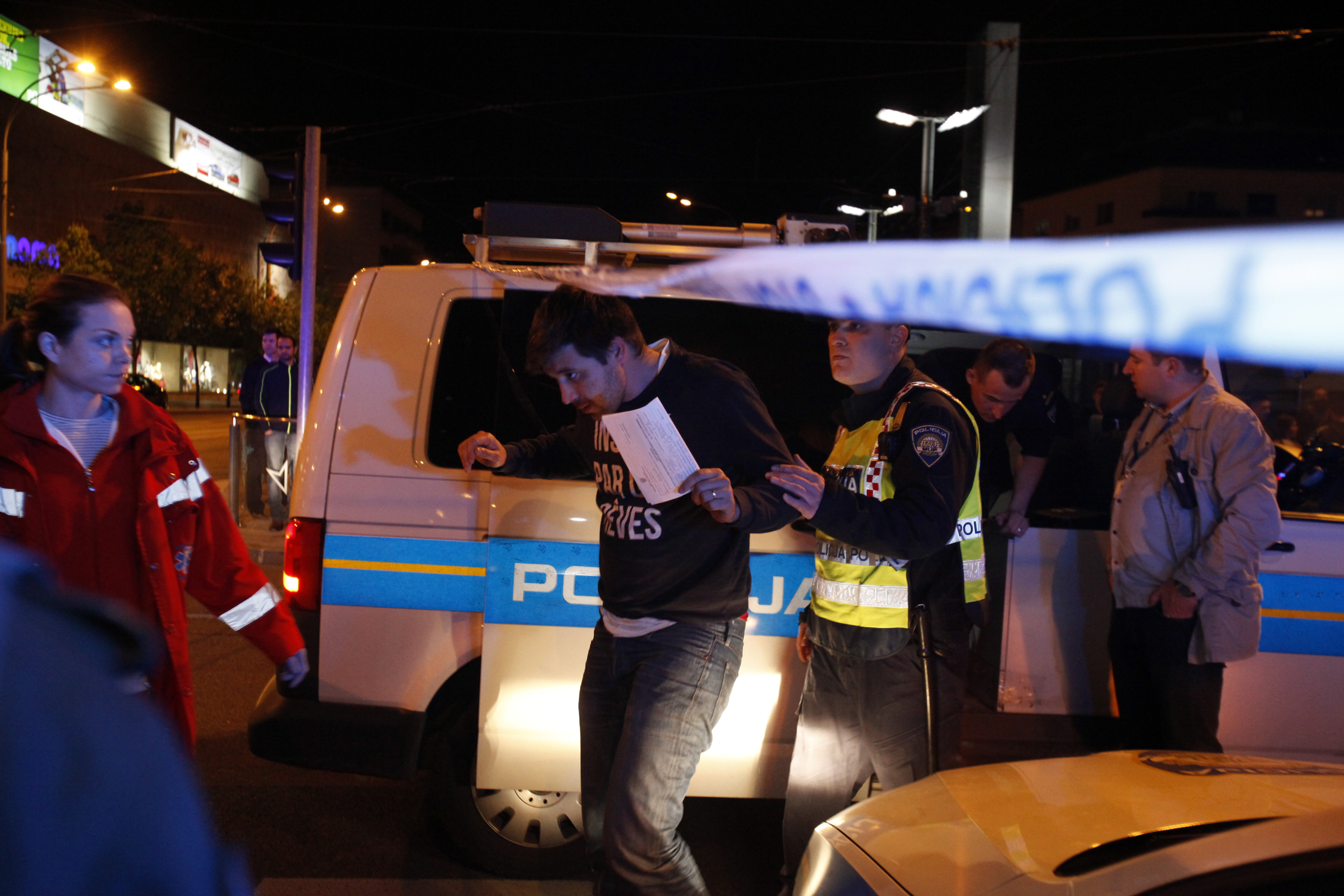 nesreca_kvatric2-110416