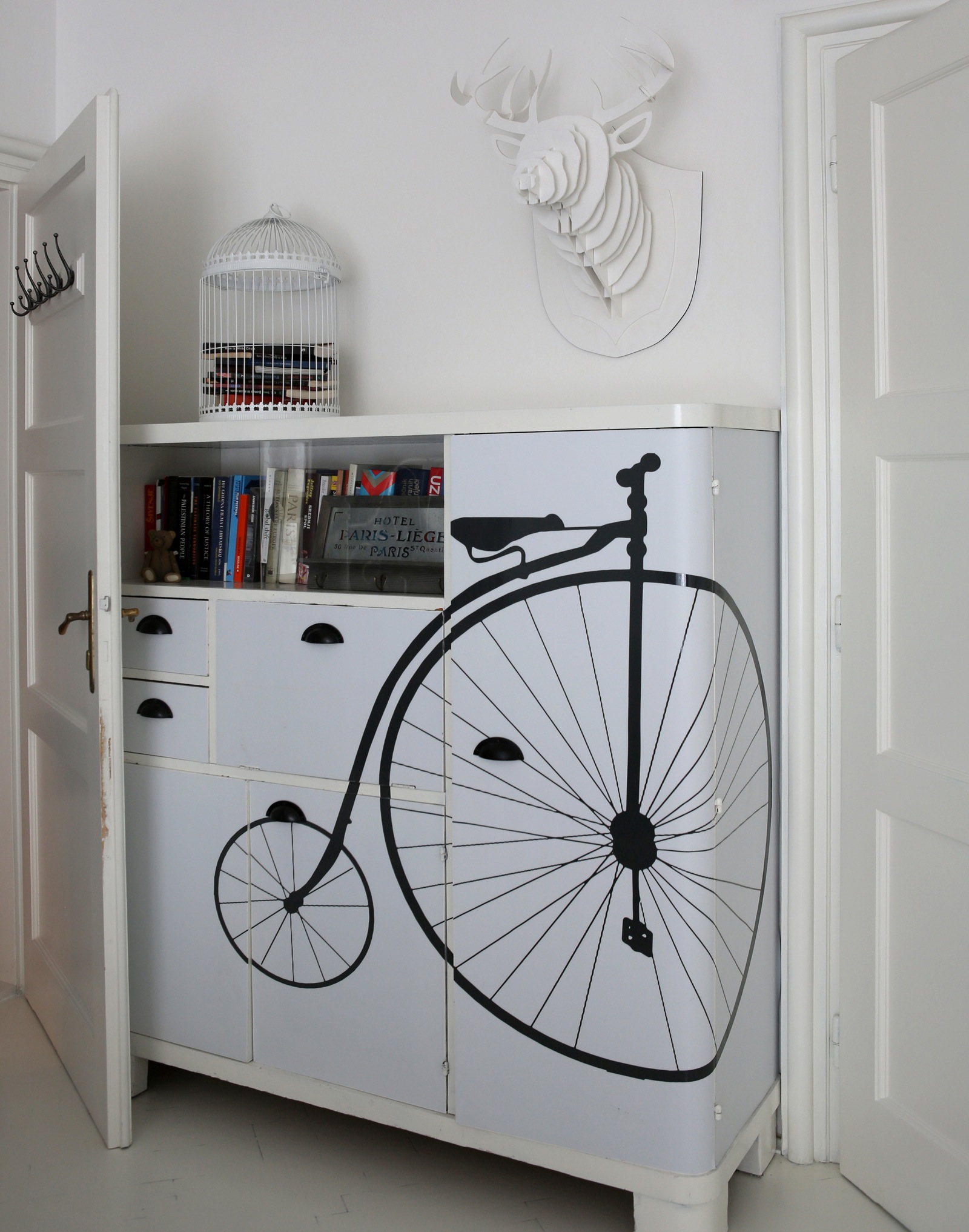 zagreb-21-06-2013-stan-mladog-para-gordane-lolic-i-gorana-villia-12.bin