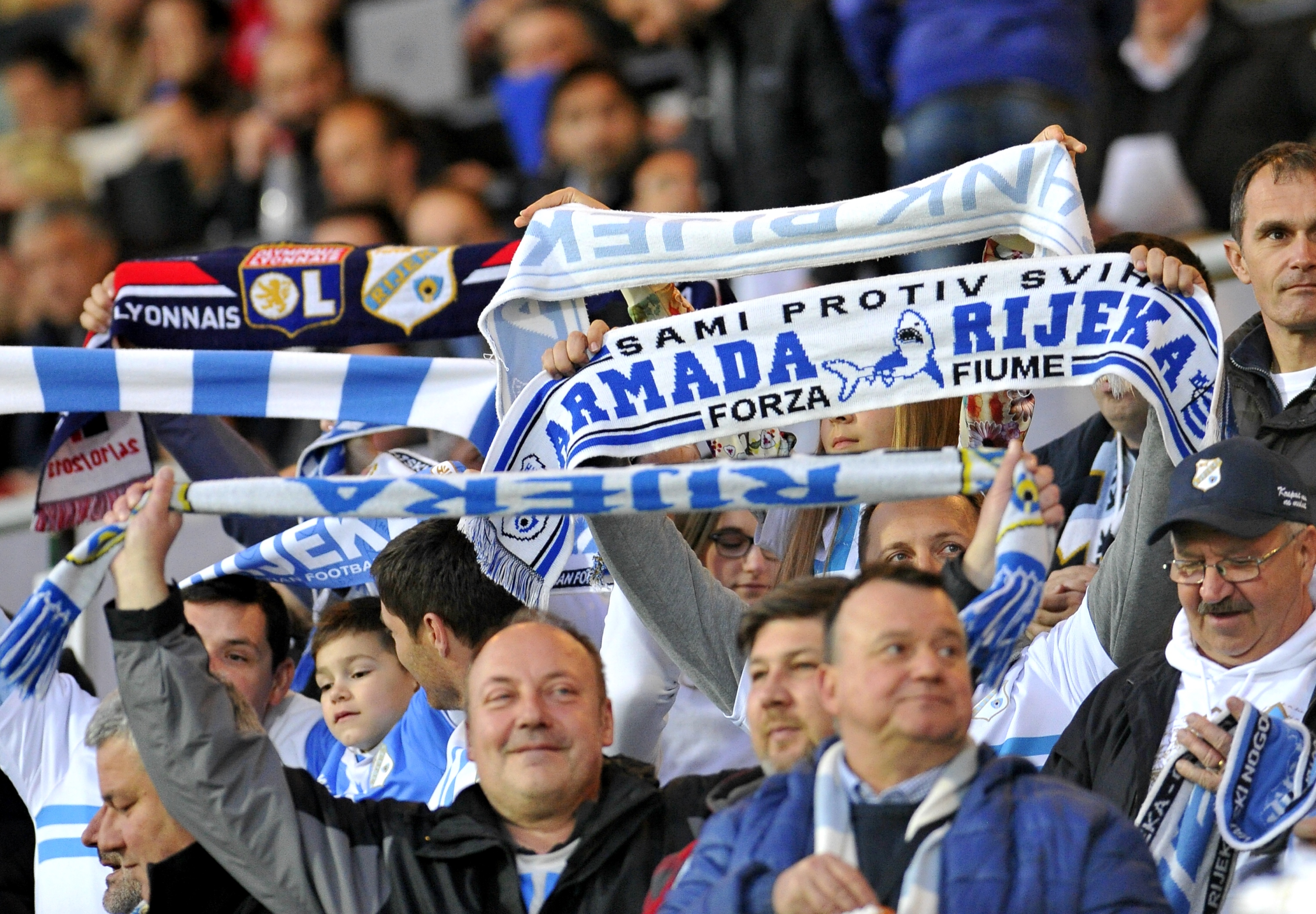 Rijeka, 190416.   
Stadiona Rujevica.
Nogometna utakmica 32. kola MAXtv 1. HNL izmedju NK Rijeka i NK Dinamo.
Na fotografiji: navijaci.
Foto: Srdjan Vrancic / CROPIX