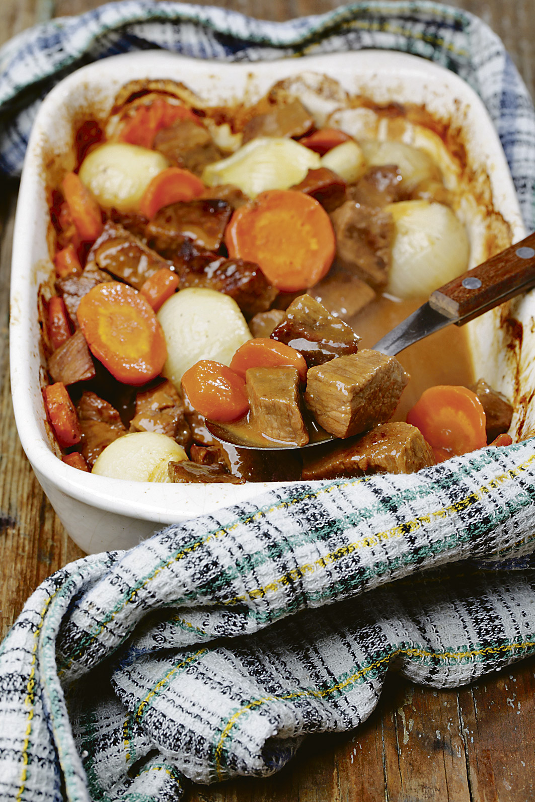 junetina-brugundski-na-4-st.bin