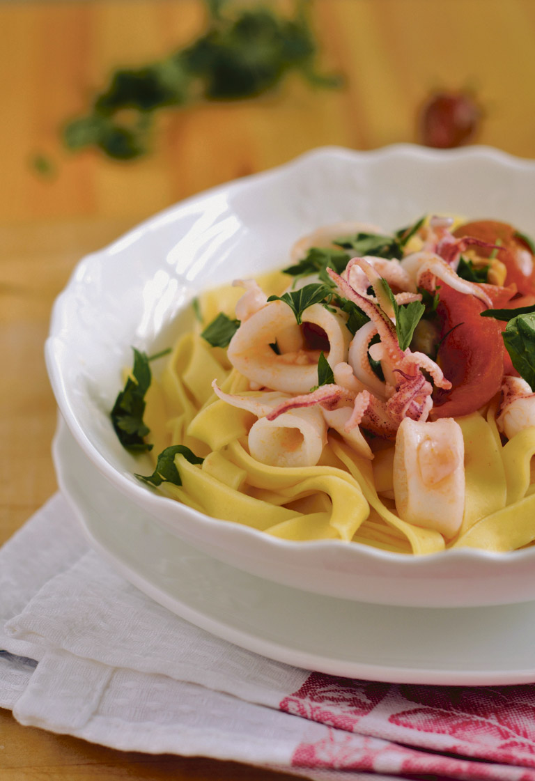 tagliatelle-s-lignjama-na-3.bin