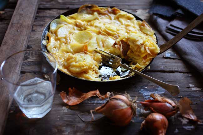 jaja-s-lukom-i-krumpirom.bin