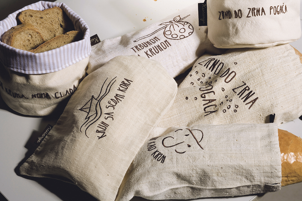 zagreb-16-01-2013-vrecice-za-kruh-kruharica-i-krusarica.bin