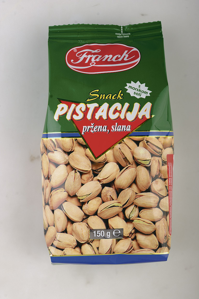 Opa, ove su seksi. Napučene, okruglaste, kao lješnjaci. I zijevaju izazovno, kao dagnje, ej. 
‘Da, i ja volim debele.’ Lijepe i zgodne. Prilično slane. Mrvicu suhe u ustima. Ali super se otvaraju. Postotak otvorivosti ogroman. To veseli čovjeka. Na žalost, kvaliteta jako varira. Prva dobra, druga jako loša. Lutrija. Ko kad kupuješ kestenje u tuljcu - bude svega, pa šta ubodeš, ubodeš… Od vrlo dobrih do osrednjih. Za ove fakat moraš imat sreće.
Ocjene: 3+, -4    
    