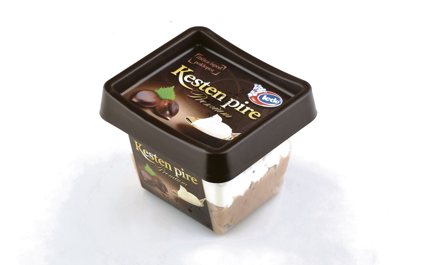 zaslađeni kesten pire i tučeno vrhnje sa šećerom, obogaćeni komadićima čokolade
sastav: 78% kesten pire, tučeno vrhnje 19,5% 

Kada zagrabiš sve troje odjednom - kesten, šlag i čokoladu - jako dobro. Kesten odličan, nije presladak, ukupni dojam - vrlo pristojno, čak i osvježavajuće zbog dobrog šlaga. Čvrsta četvorka. Čisti zicer po svačijem ukusu.
    