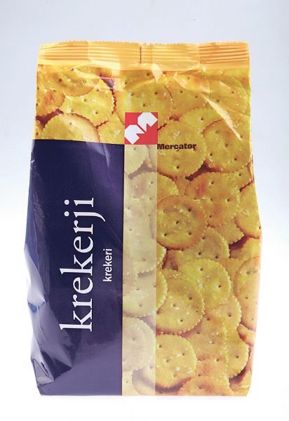 180 g 5,99 kn
Zemlja podrijetla: Austrija

Gumbeki, zlaćani k’o sitni dukati, kao kune, opisuju ih kušači. Nisu osobito hrskavi niti slani i vrlo brzo se u ustima pretvore u kašu. Toliko su maleni da ih moraš odjednom nekoliko natrpati u usta da bi uopće stekao neki dojam, veličina tjera na još, kaže kušač. Nisu loši, ali nisu ni neko ludilo.
Prosječna ocjena: trojka