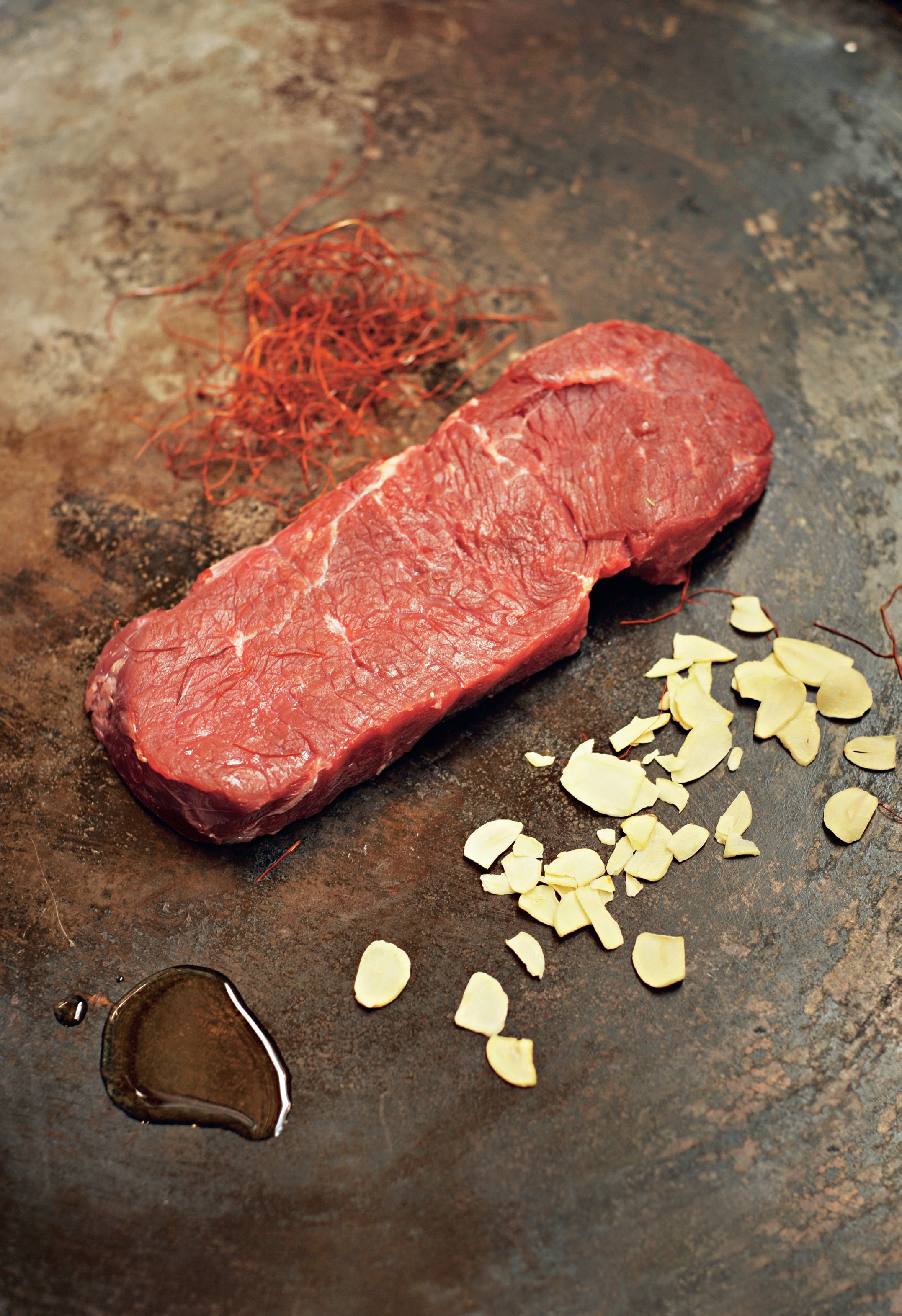 Ramstek: čisti komad mesa koji se nalazi uz kralježnicu prema vratnom dijelu i lagano je prošaran masnoćom