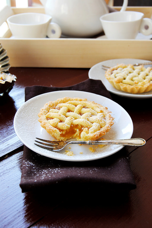 15033619343_626730e8bd_c.bin