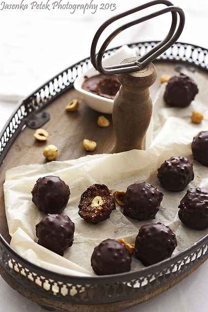 10517026515_f9f99ca1af_z.bin