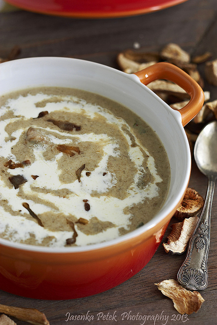 9759265745_15b06c3f4c_z.bin