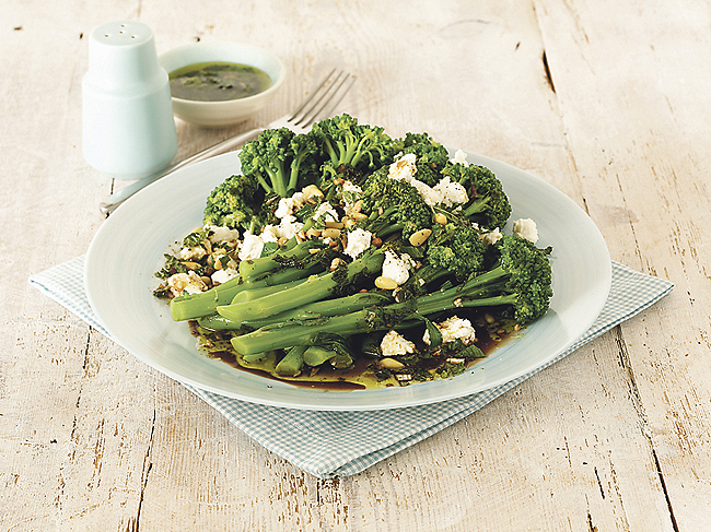 broccoli-salad-with-goats-cheese.bin