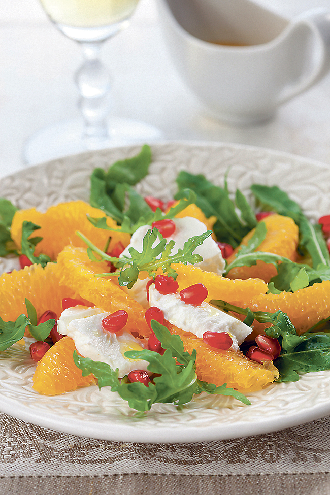 salata-s-rikulom-narom-i-narancom.bin