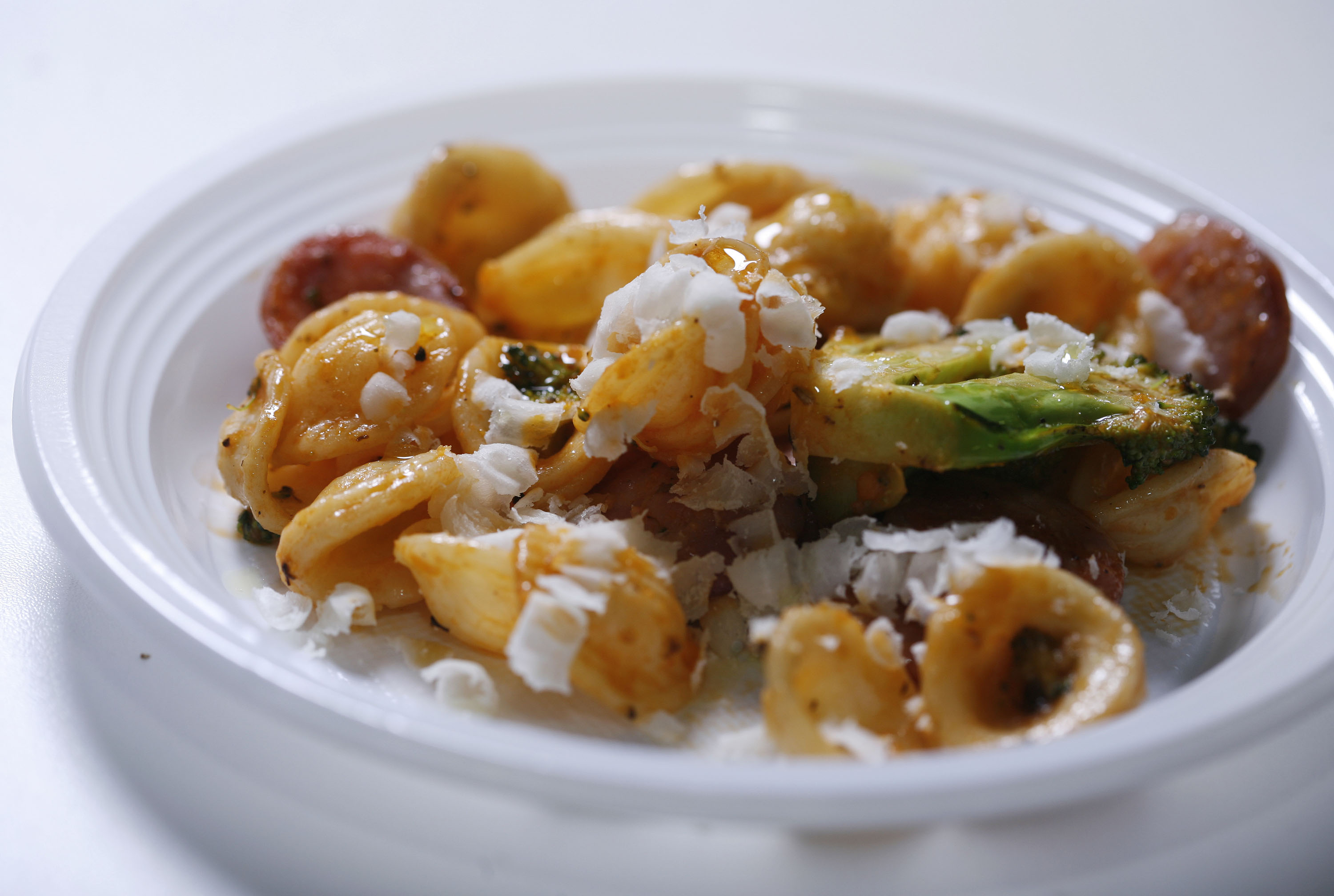 zagreb-14-12-2013-u-city-centru-one-east-odrzavaju-se-radionice-najboljih-chefova-6.bin