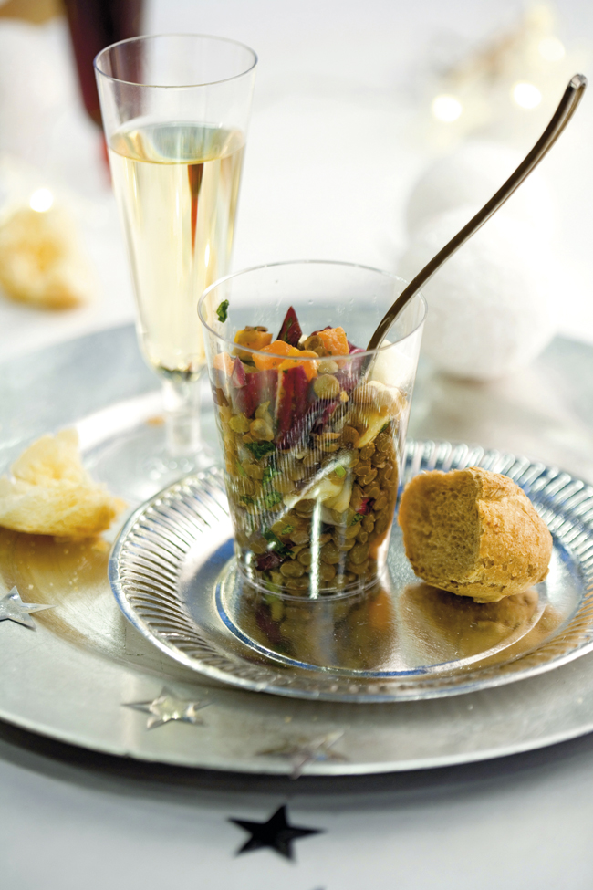 zagreb-27-11-2012-mala-jela-na-poslu-za-bozic-10.bin