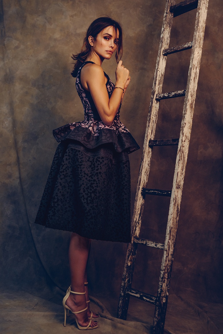 _JEL7251_copy_1053998S0