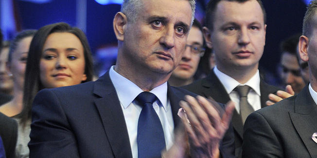 Zagreb, 031015.25. obljetnica osnutka mladezi HDZ-a obiljezena je u dvorani Gastro Globus na Zagrebackom Velesajmu.Na fotografiji: Tomislav Karamarko i Josip Bilaver predsjednik Mladezi HDZ-a.Foto: Bruno Konjevic / CROPIX