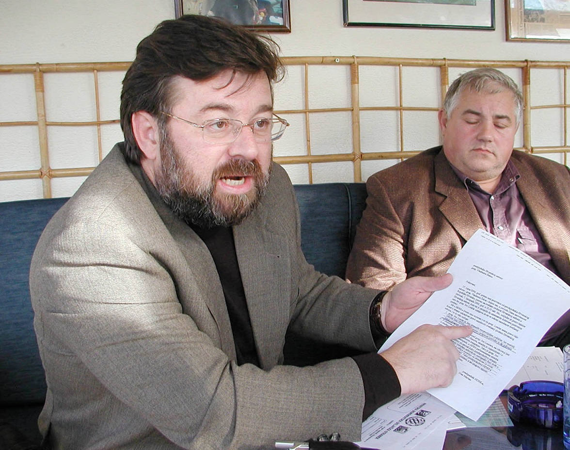 varazdin,171104ivo loncar /nezavisni saborski zastupnik/(lijevo)boris stipetic / potpredsjednik hdss-a(desno)snimio dubravko darabus-desk-