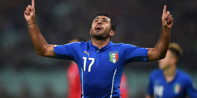 BAKU, AZERBAIJAN - OCTOBER 10:  Eder of Italy celebrates after scoring the opening goal during the UEFA Euro 2016 qualifying football match between Azerbaijan and Italy at Olympic Stadium on October 10, 2015 in Baku, Azerbaijan.  (Photo by Claudio Villa/Getty Images)